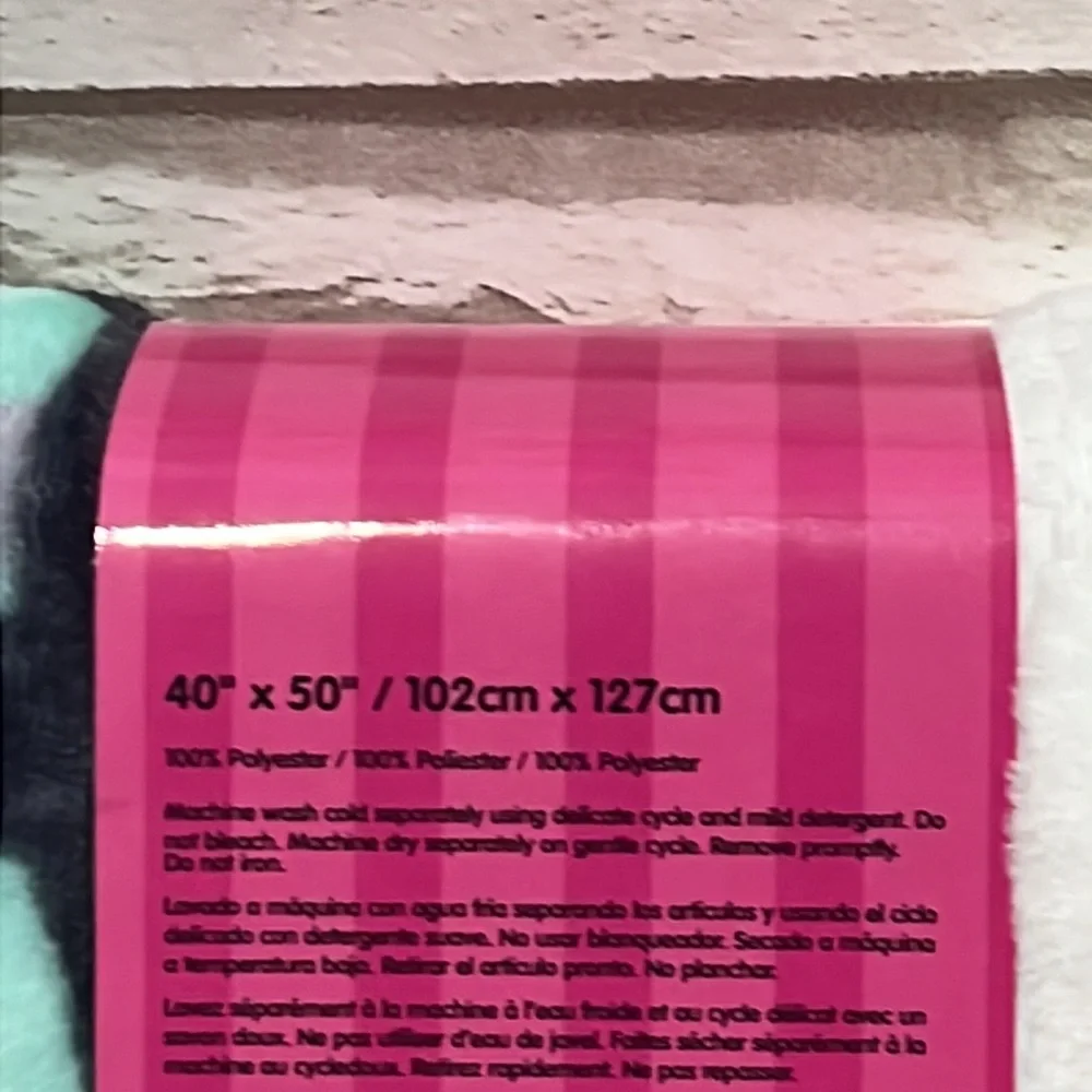 Hello Kitty Silky Soft Throw